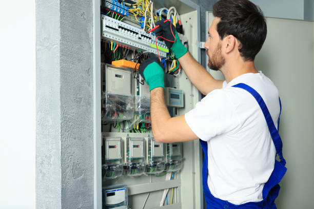 Best 24-Hour Electrician  in Cave Spring, VA